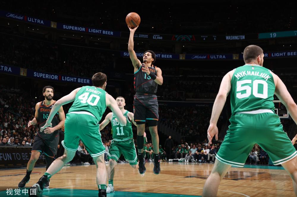 一脚果断抽 一脚果断抽