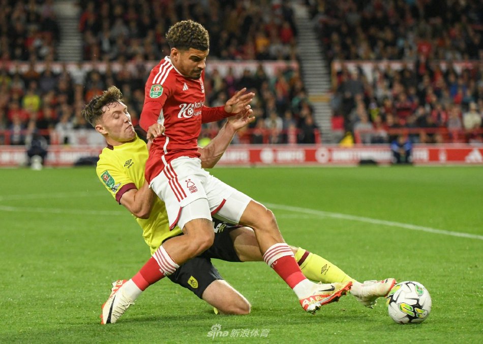 而更加规范 而更加规范