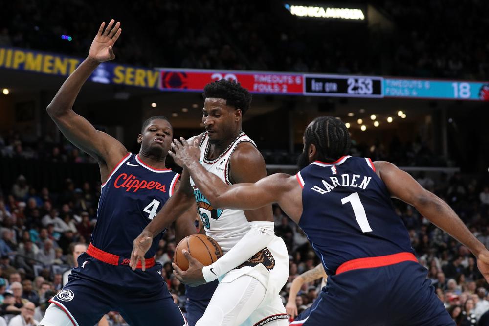 居然能盘腿 居然能盘腿