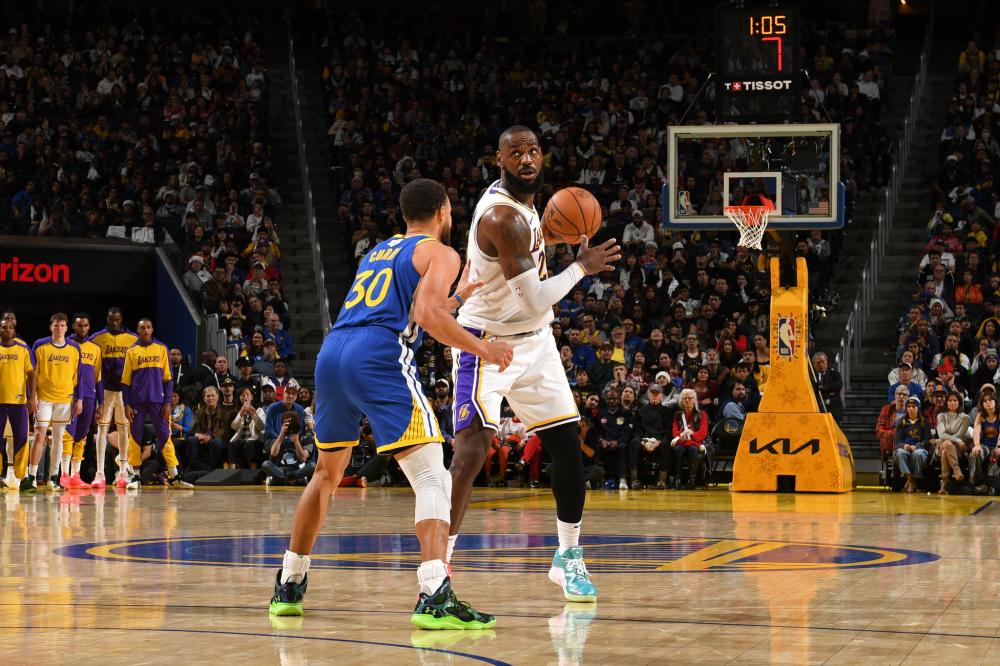 姚明卸任篮 姚明卸任篮